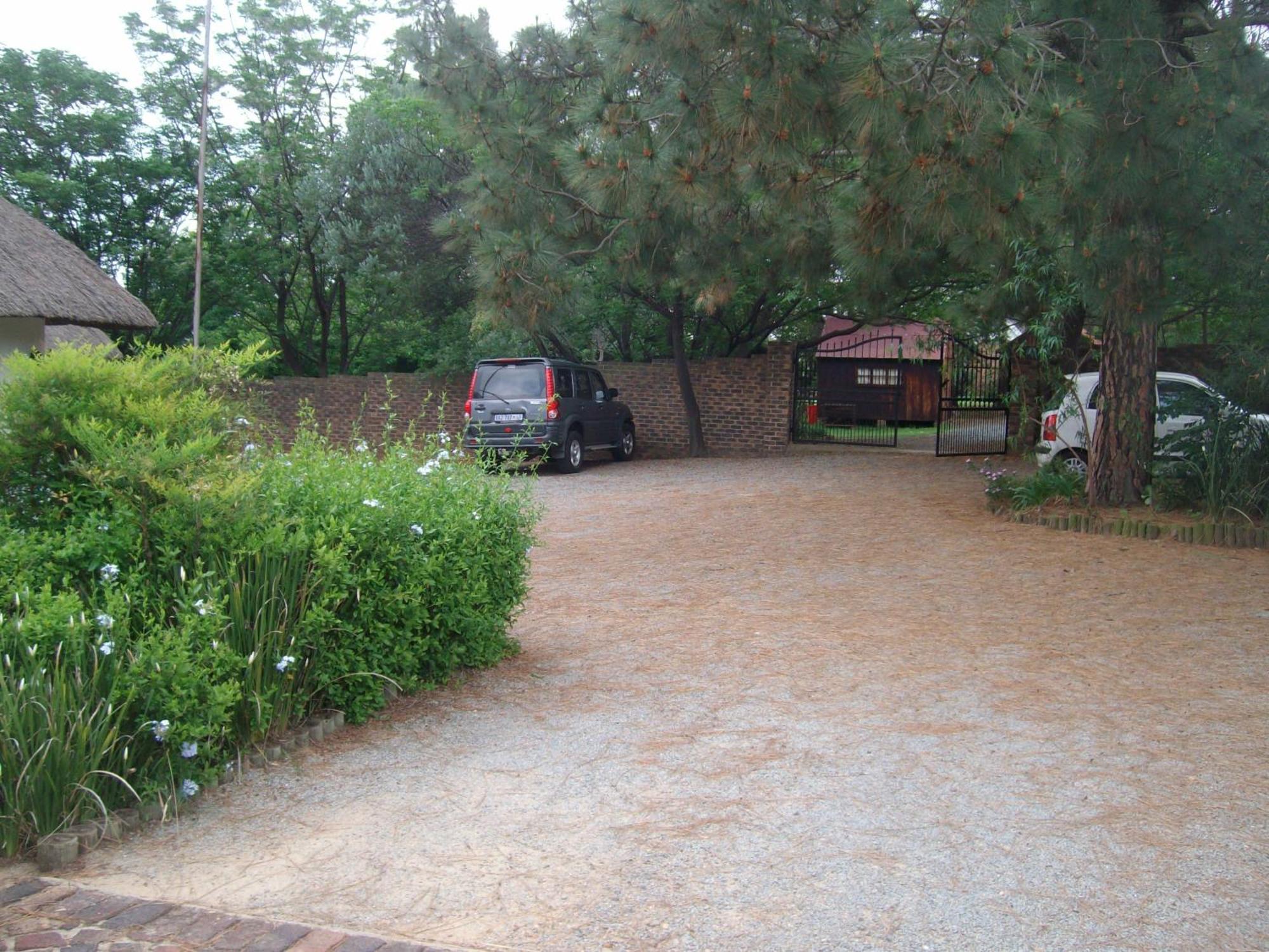 Oaktree Lodge Guest House Kyalami Εξωτερικό φωτογραφία